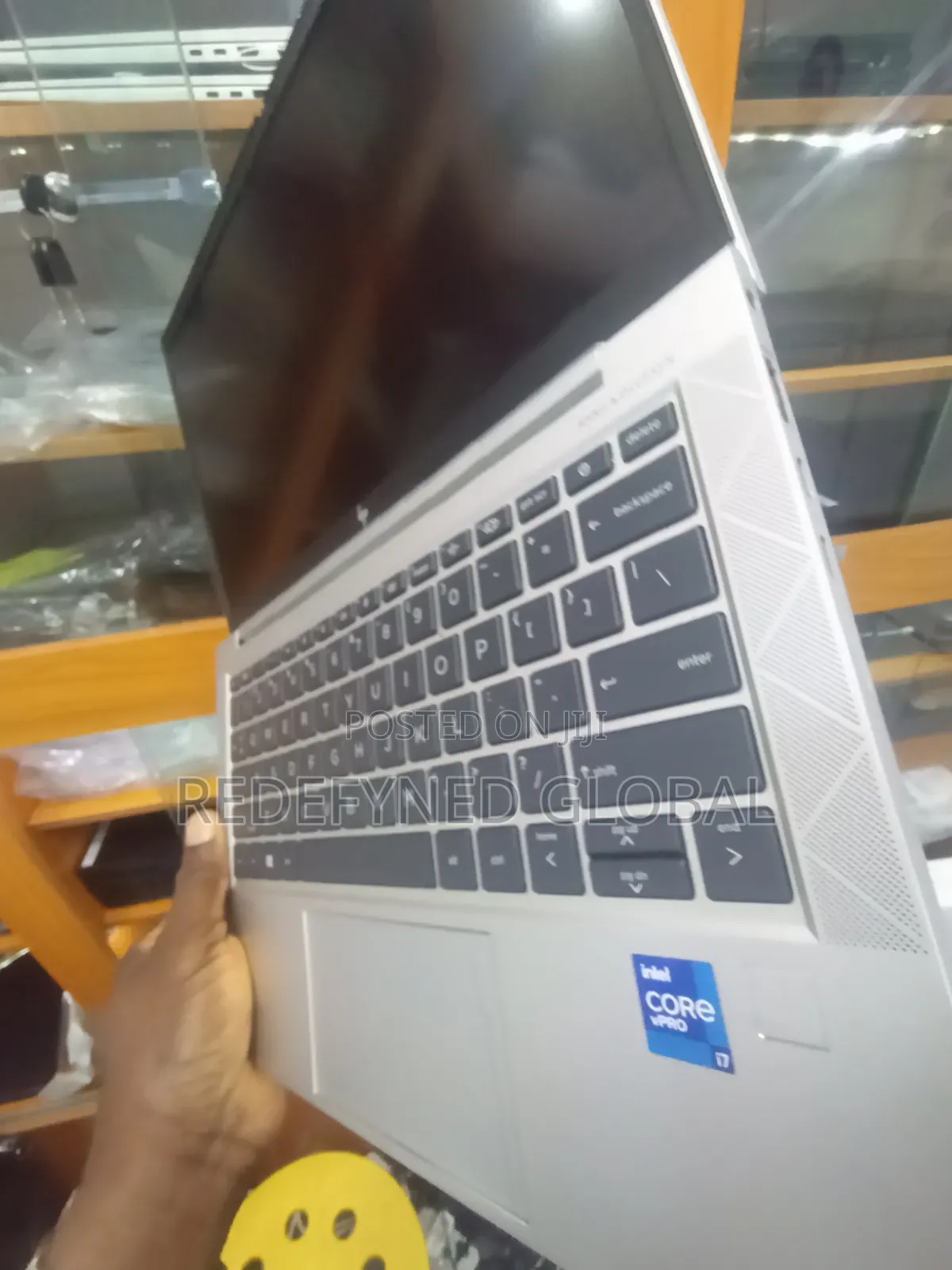 Laptop HP EliteBook 830 G8 16GB Intel Core i7 SSD 512GB
