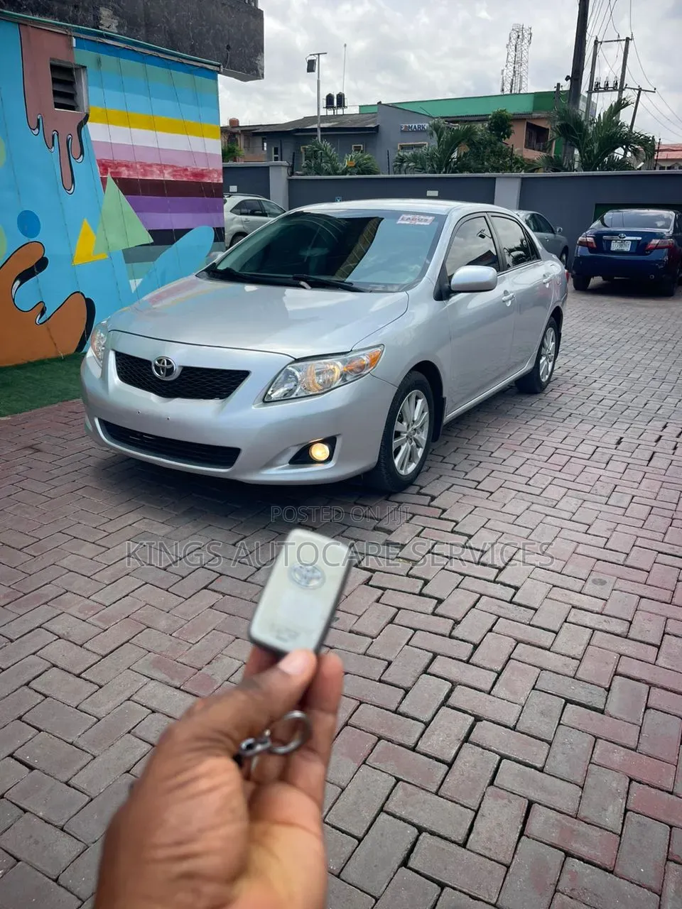 Toyota Corolla LE 4dr Sedan (1.8L 4cyl 4A) 2010 Silver