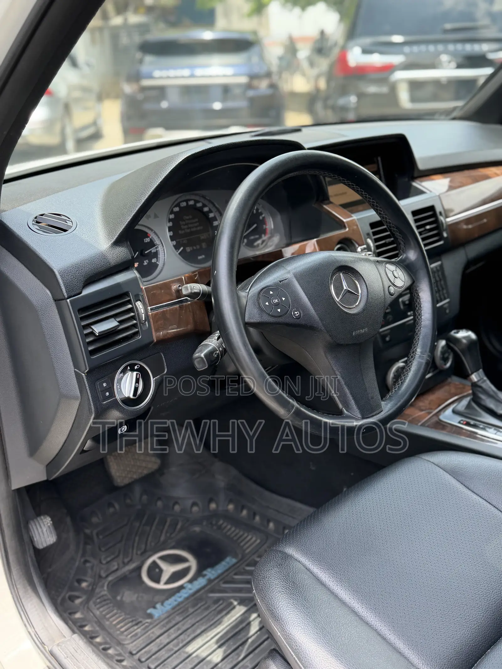 Mercedes-Benz GLK-Class 350 4MATIC 2011 White