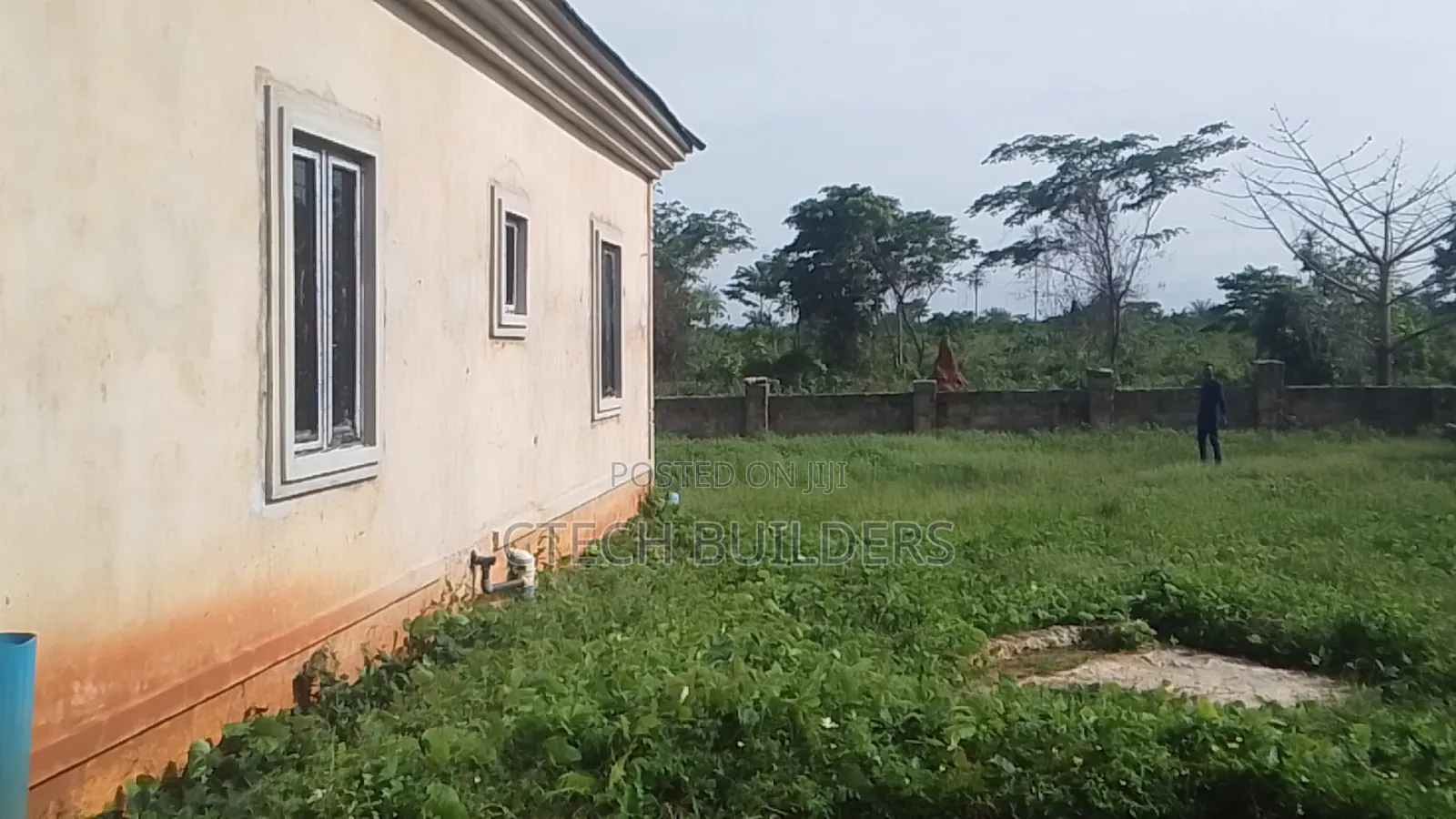 4bdrm Bungalow in Benin City for sale