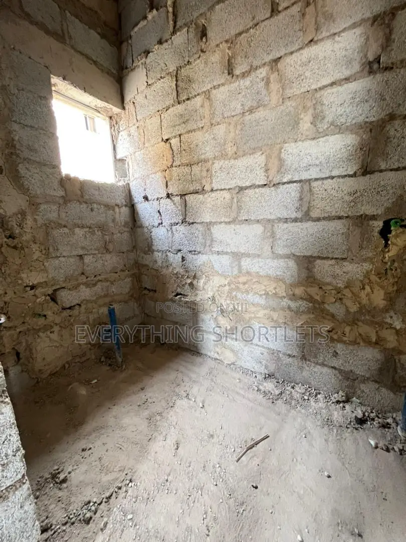1 Bedroom Flat