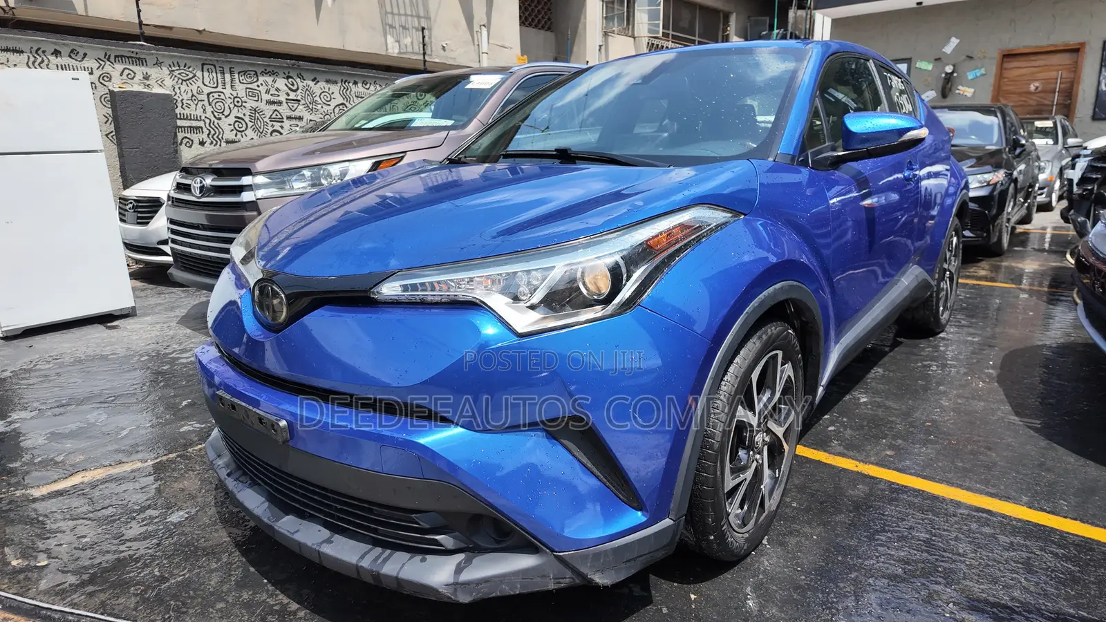 Toyota C-HR XLE FWD 2019 Blue