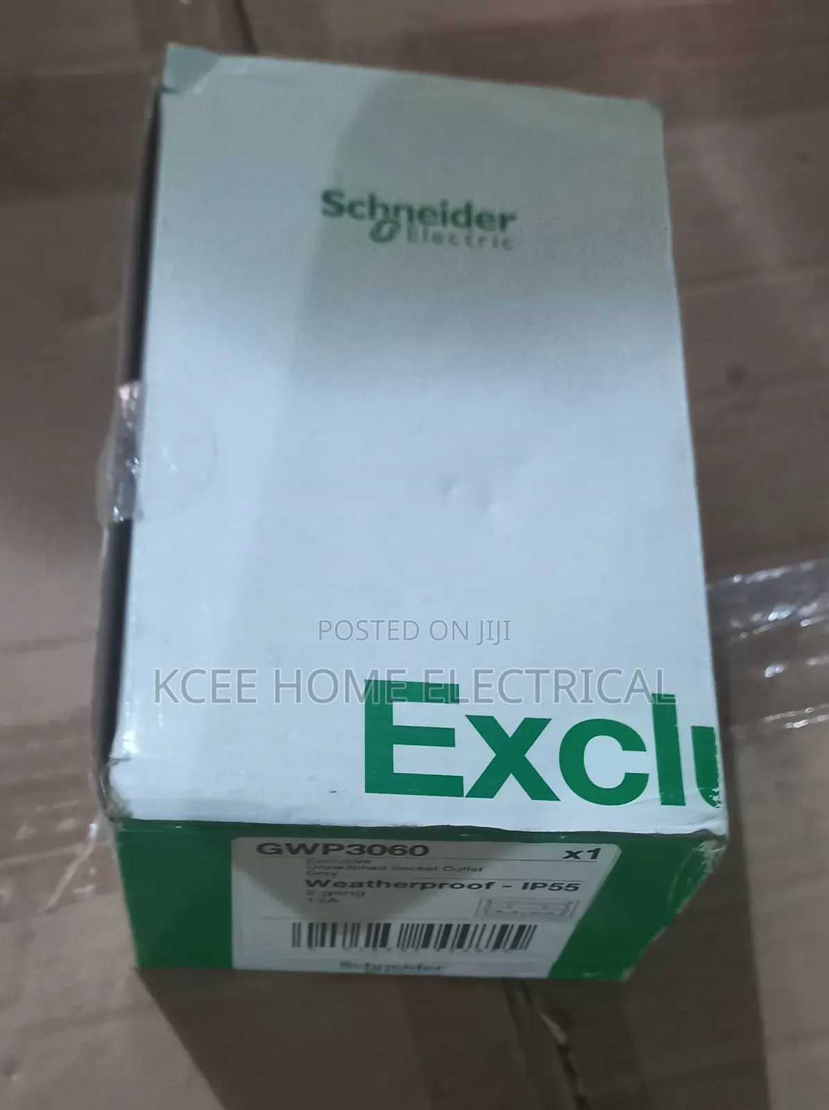 Schneider Ip55 Double Weatherproof Socket – Outdoor Waterproof 13a