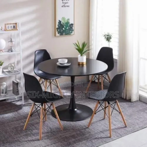 Round Dining Table Set With 4 Sitting Chairs Black