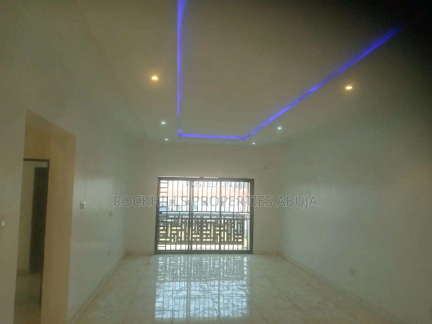 2bdrm Apartment In Fo1 Kubwa, Abuja For Sale