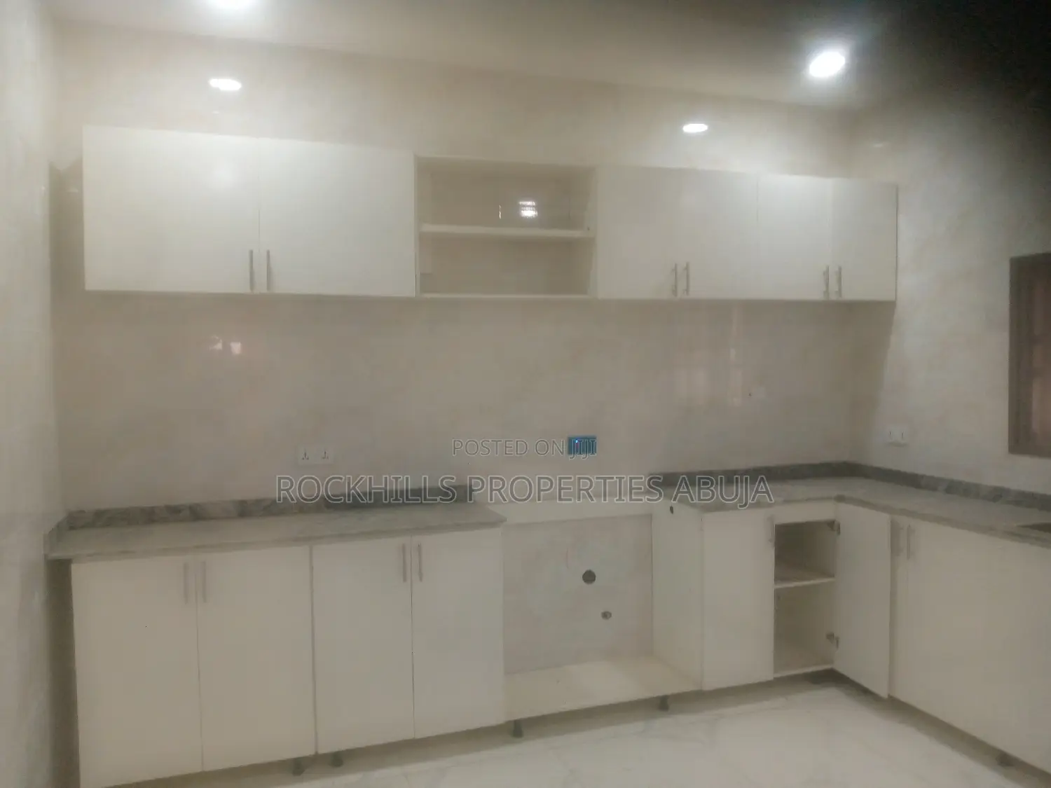 2bdrm Apartment In Fo1 Kubwa, Abuja For Sale