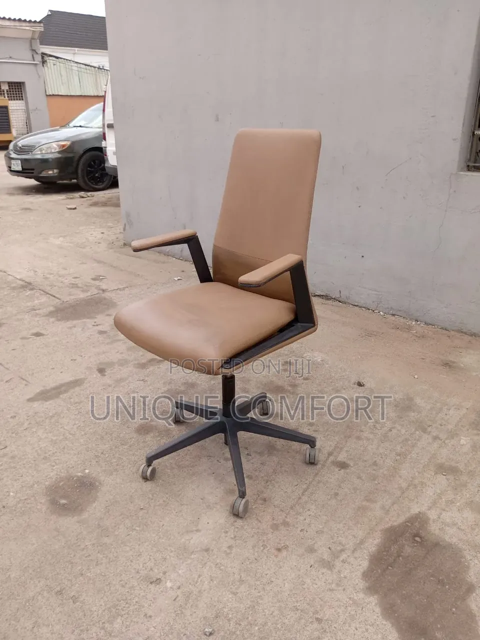 Top Quality Executive Full Padded Leather Office Chair