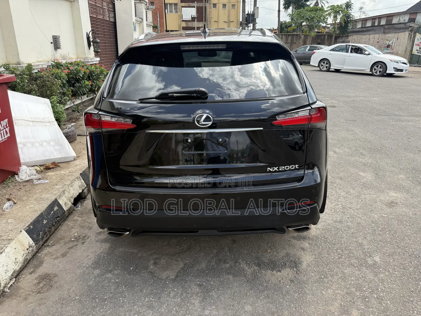 Lexus NX 200t FWD 2016 Black
