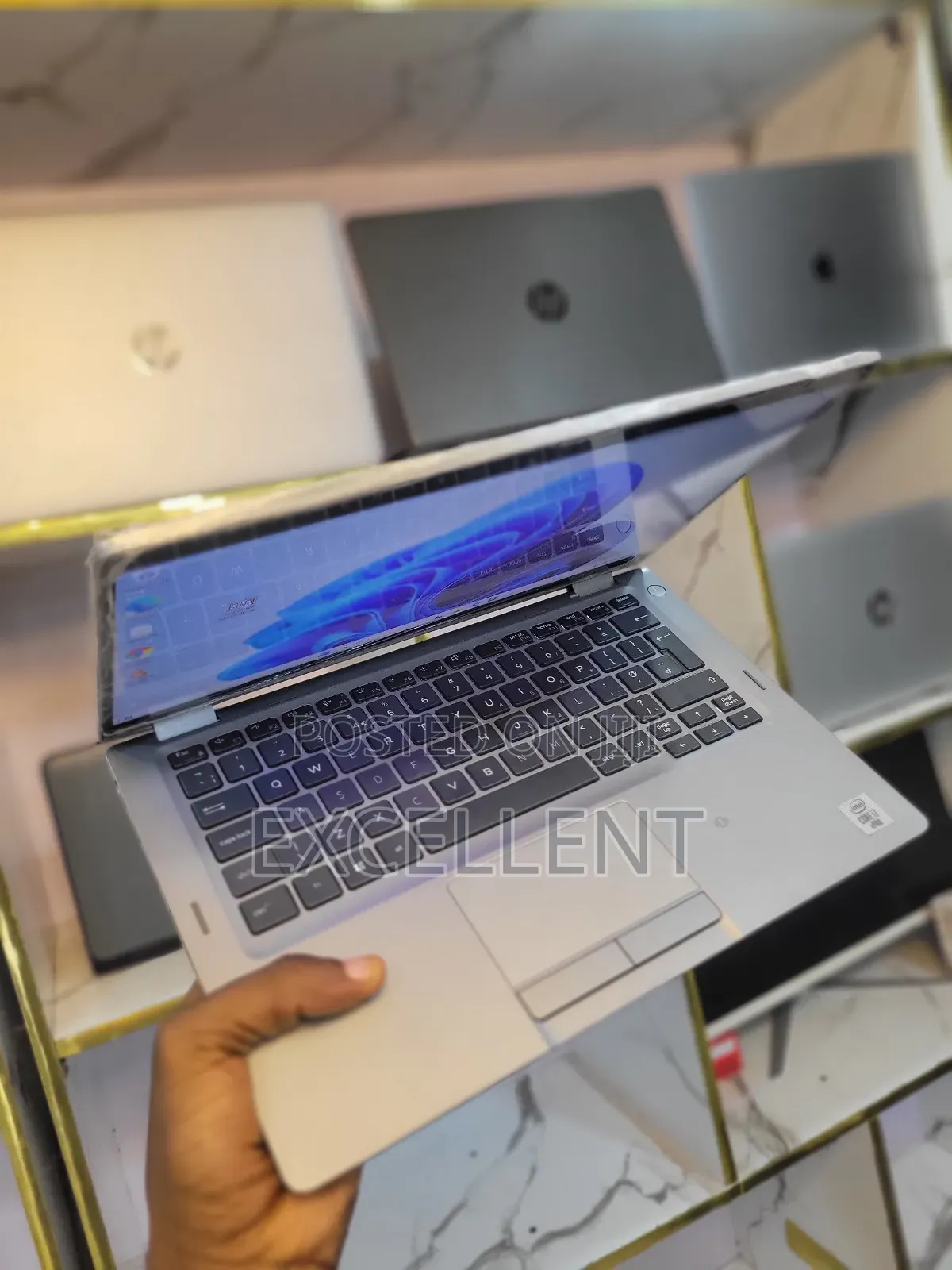 Laptop Dell Latitude 5310 16GB Intel Core i7 SSD 512GB
