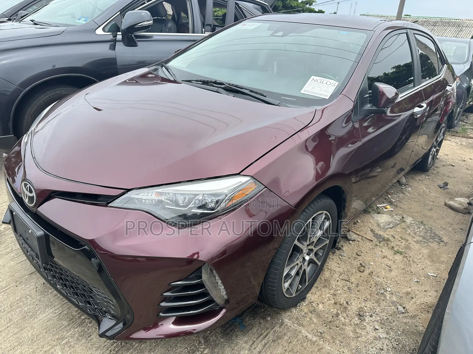 Toyota Corolla SE 4dr Sedan (1.8L 4cyl CVT) 2017 Brown