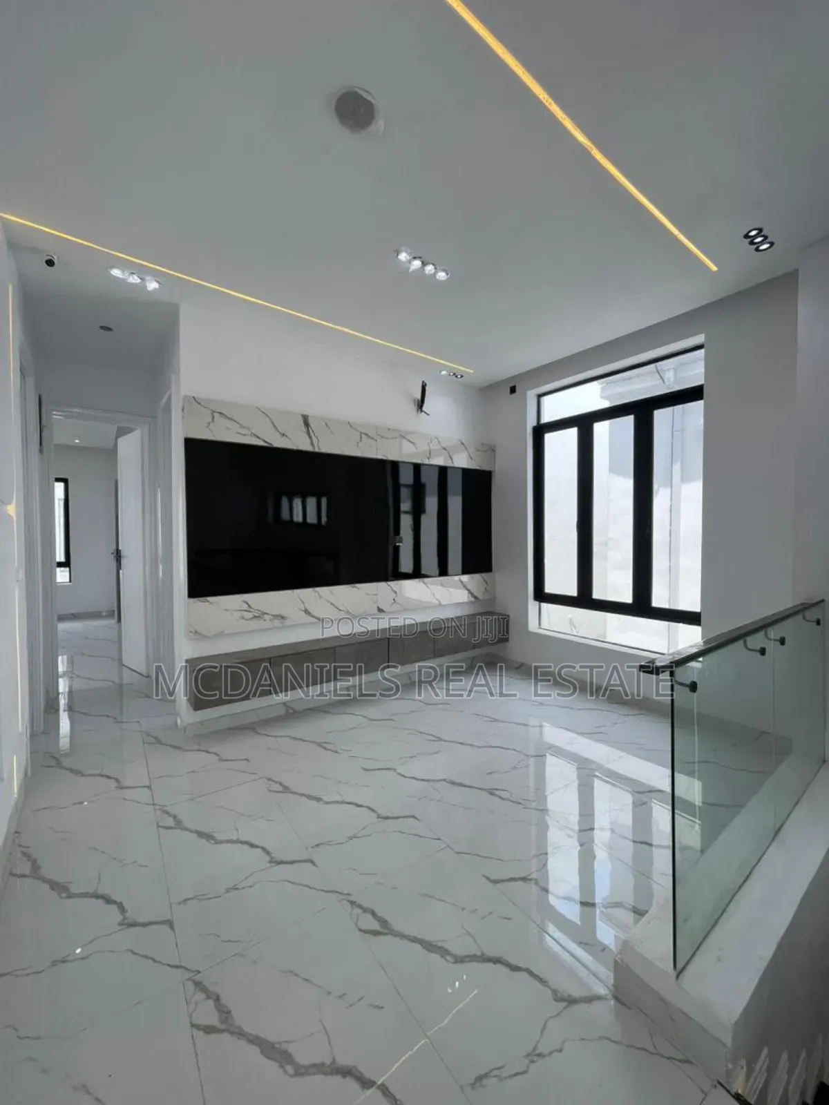 4bdrm Duplex in Lekki Phase 1 for sale