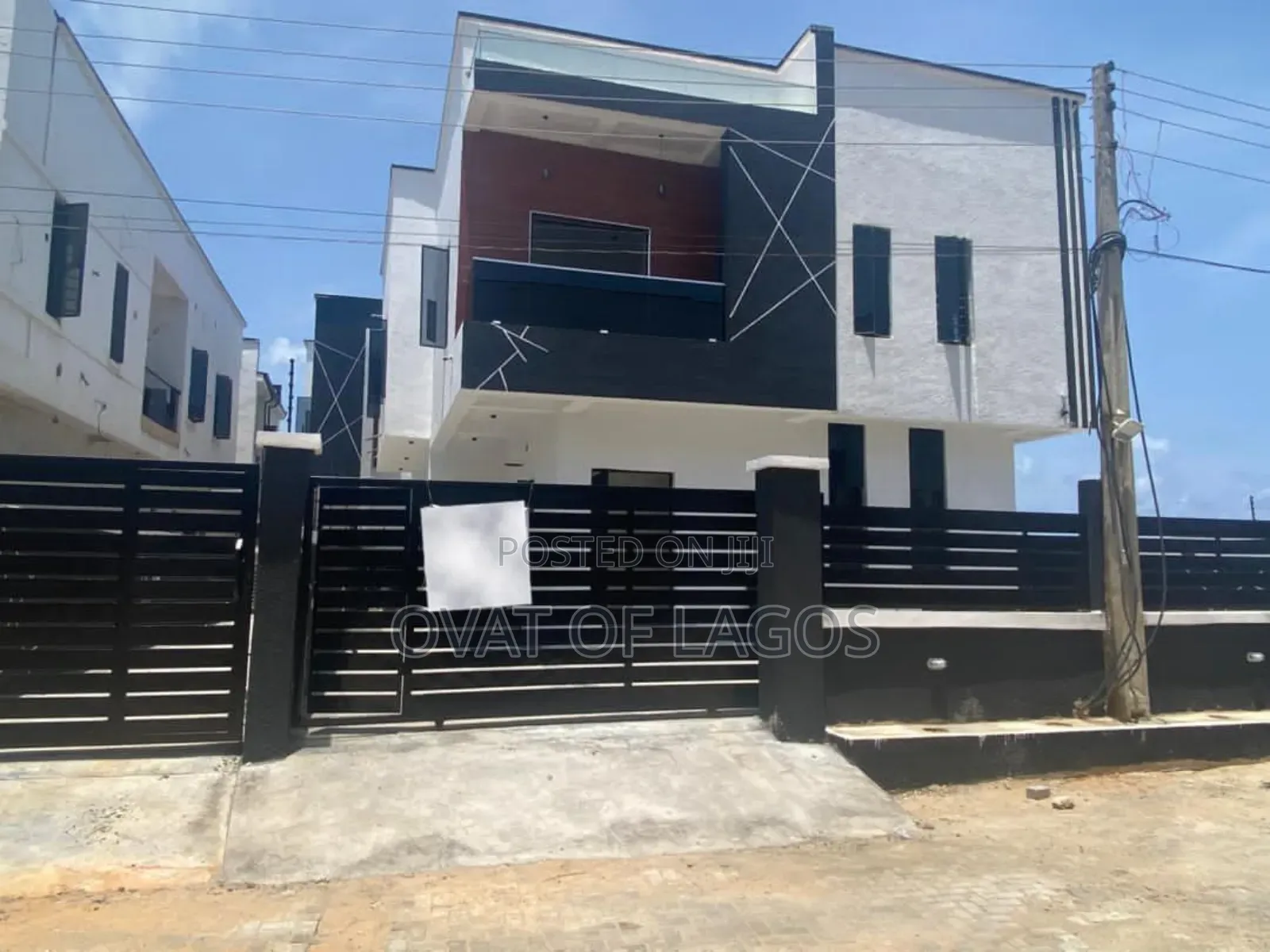 5bdrm Duplex in Orchid, Lekki for sale