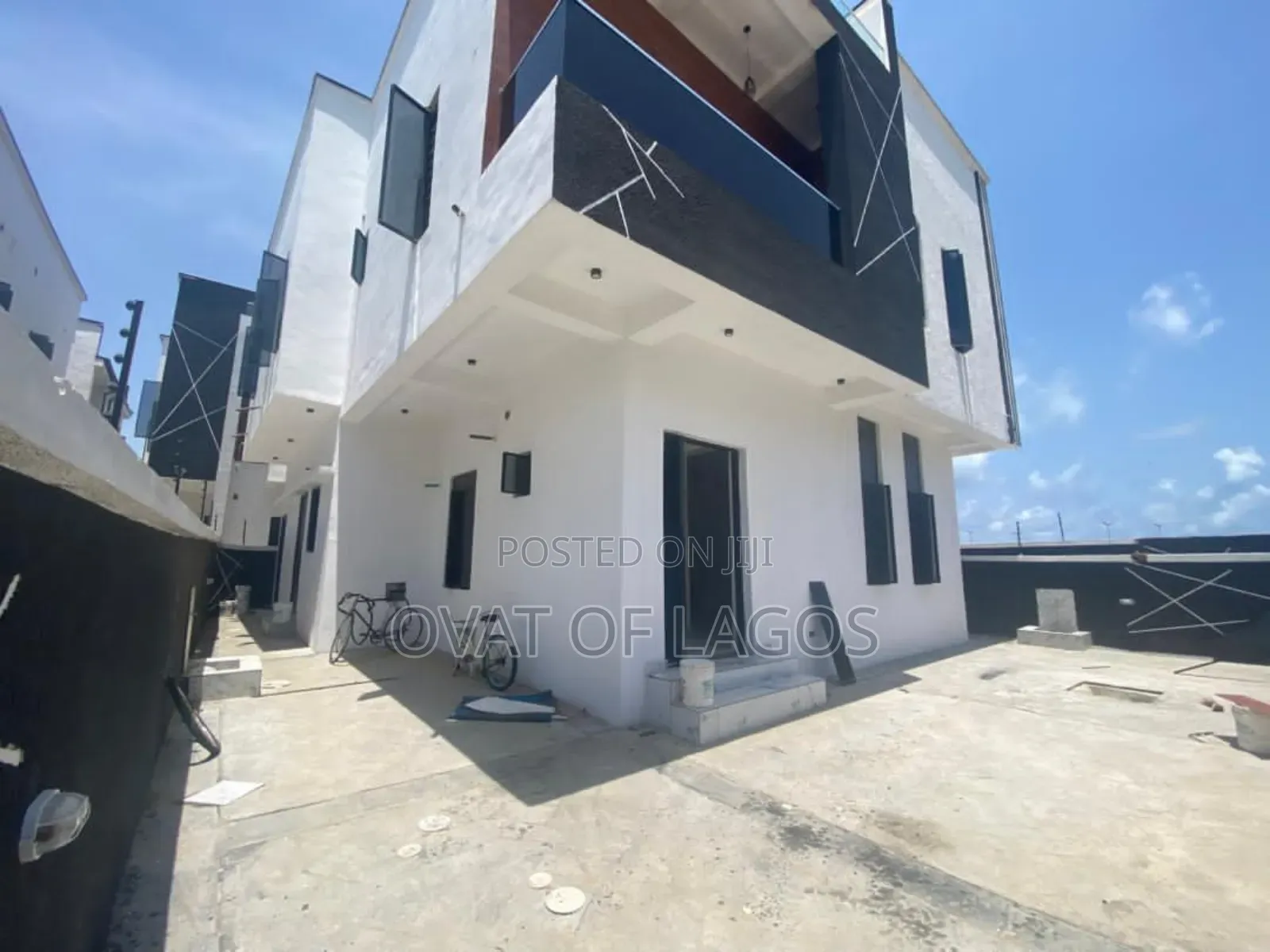 5bdrm Duplex in Orchid, Lekki for sale