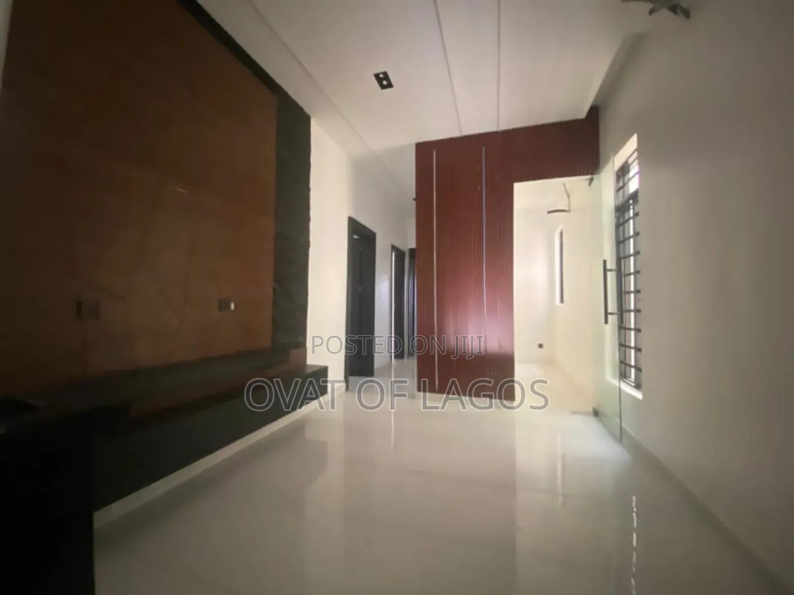 5bdrm Duplex in Harris Drive, VGC / Ajah for sale