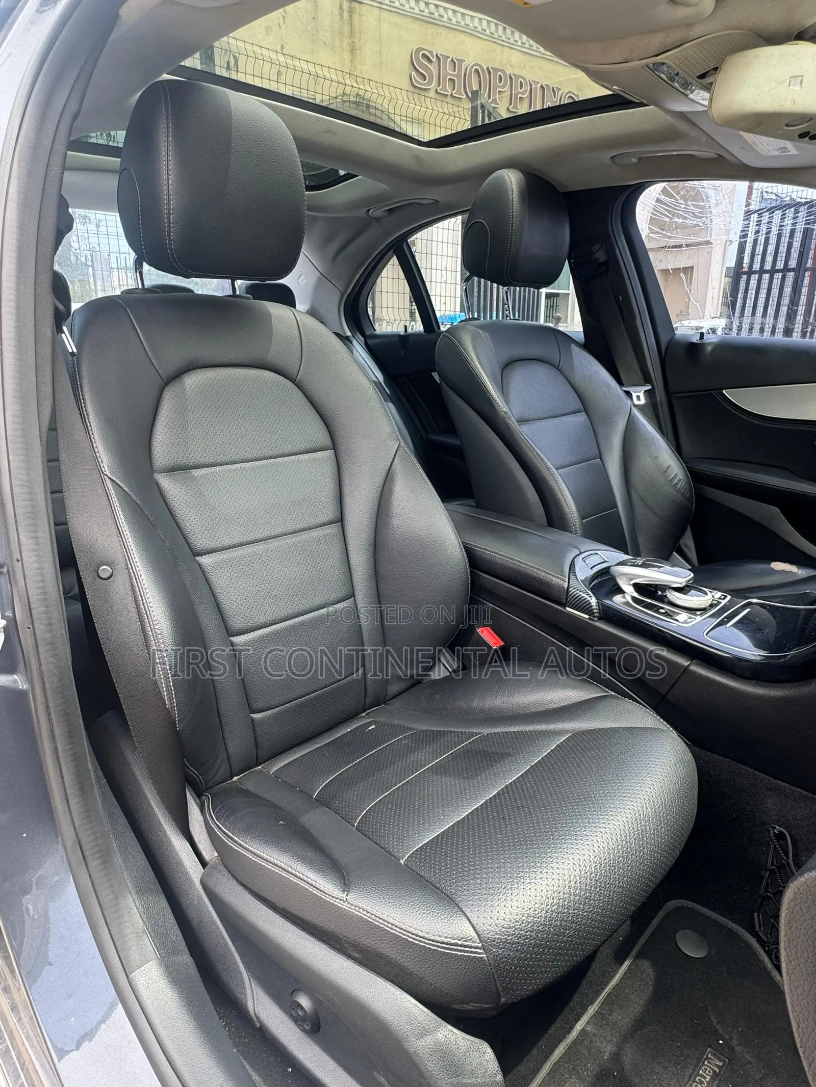 Mercedes-Benz C300 Base 4Matic Sedan AWD (2.0L 4cyl 7A) 2016 Gray