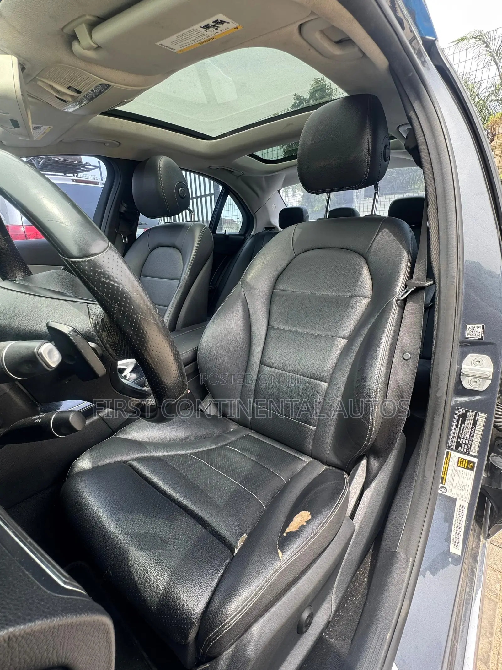 Mercedes-Benz C300 Base 4Matic Sedan AWD (2.0L 4cyl 7A) 2016 Gray