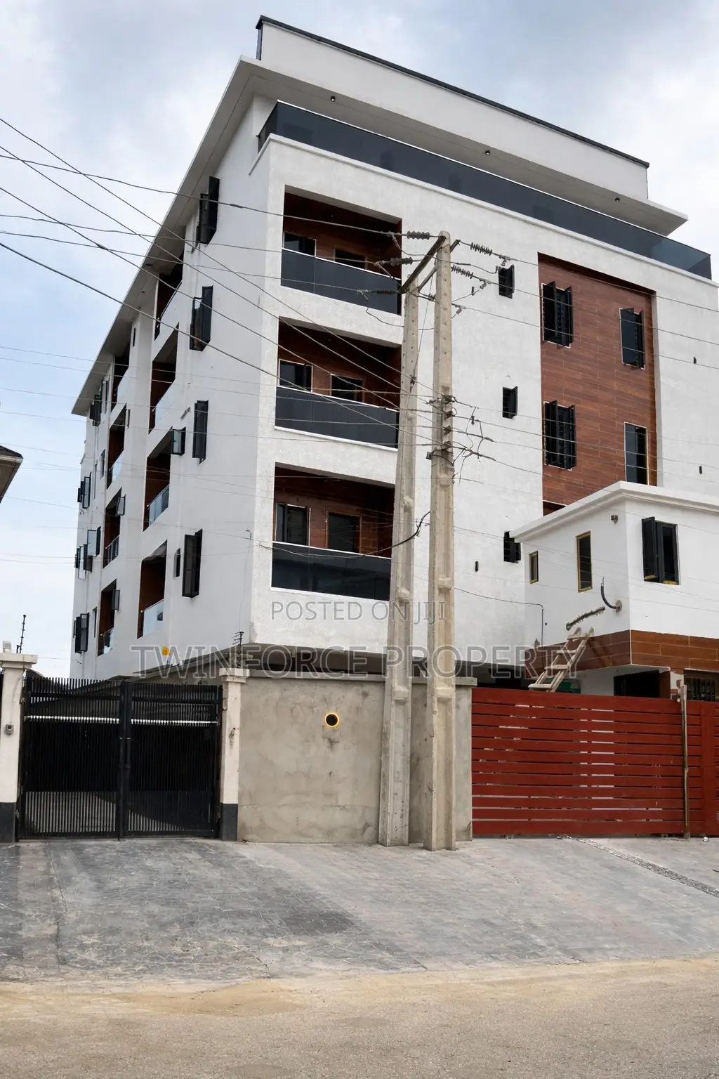 Furnished 2bdrm Apartment in Brownstone Estate, Ikate for sale