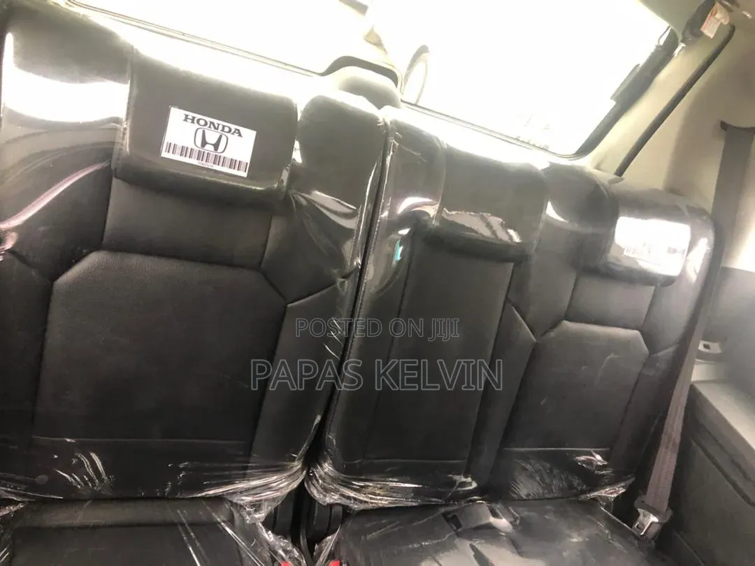 Honda Pilot Touring w/RES/Navi 4WD (3.5L 6cyl 5A) 2011 Black