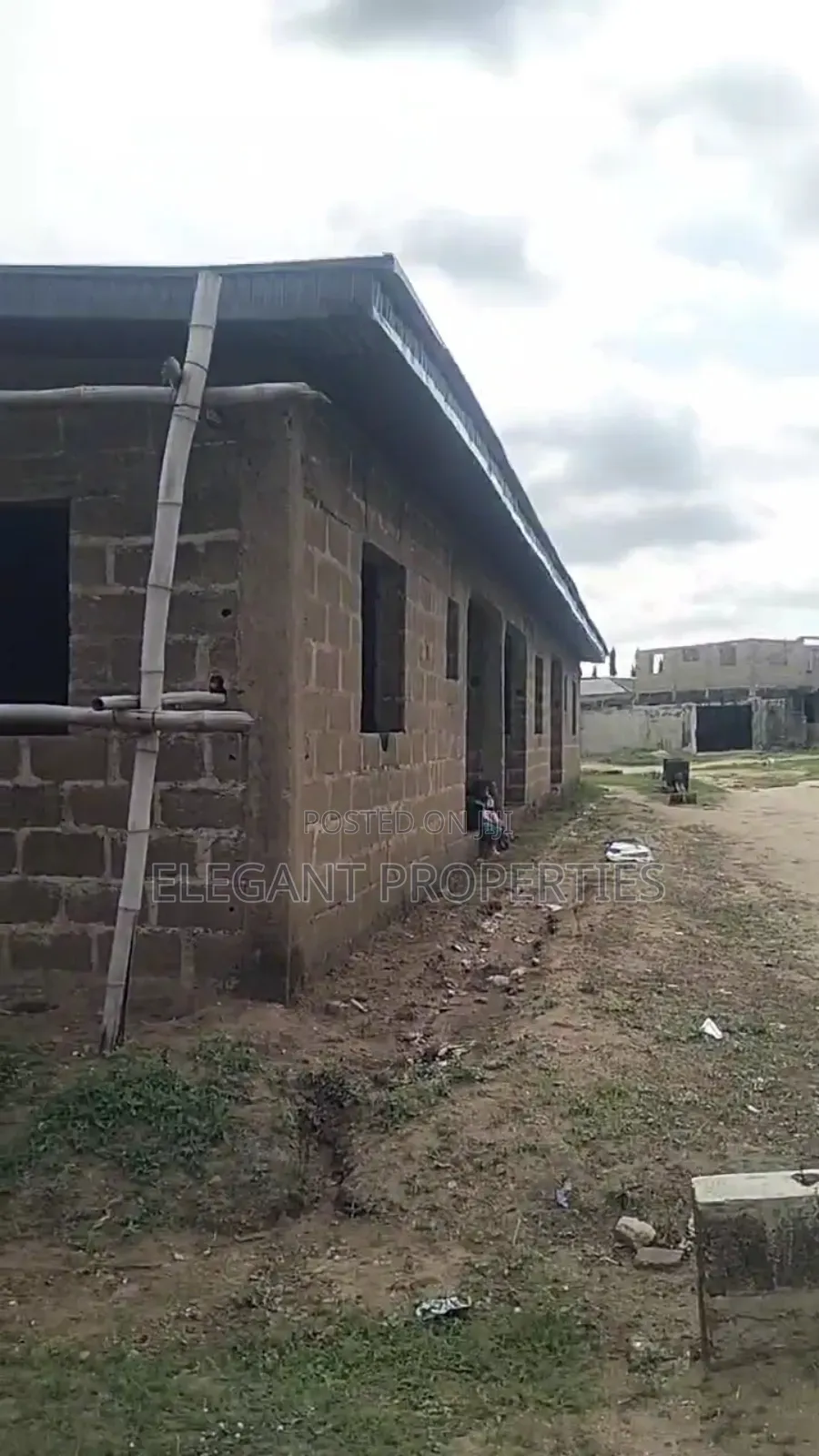 2bdrm Block of Flats in Elegant Properties, Osogbo for sale