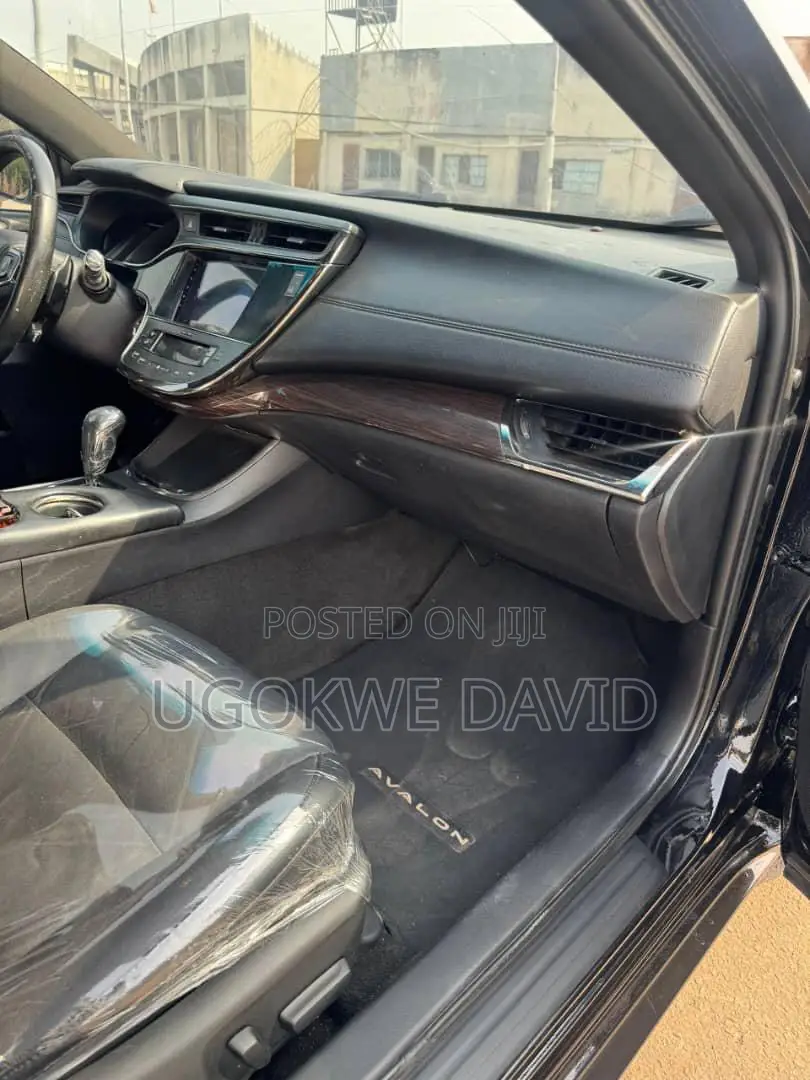 Toyota Avalon 2015 Black