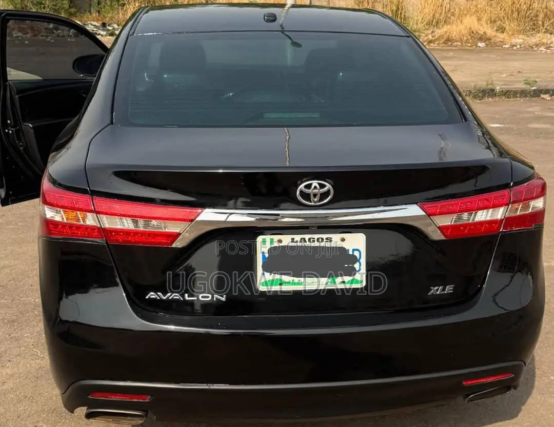 Toyota Avalon 2015 Black