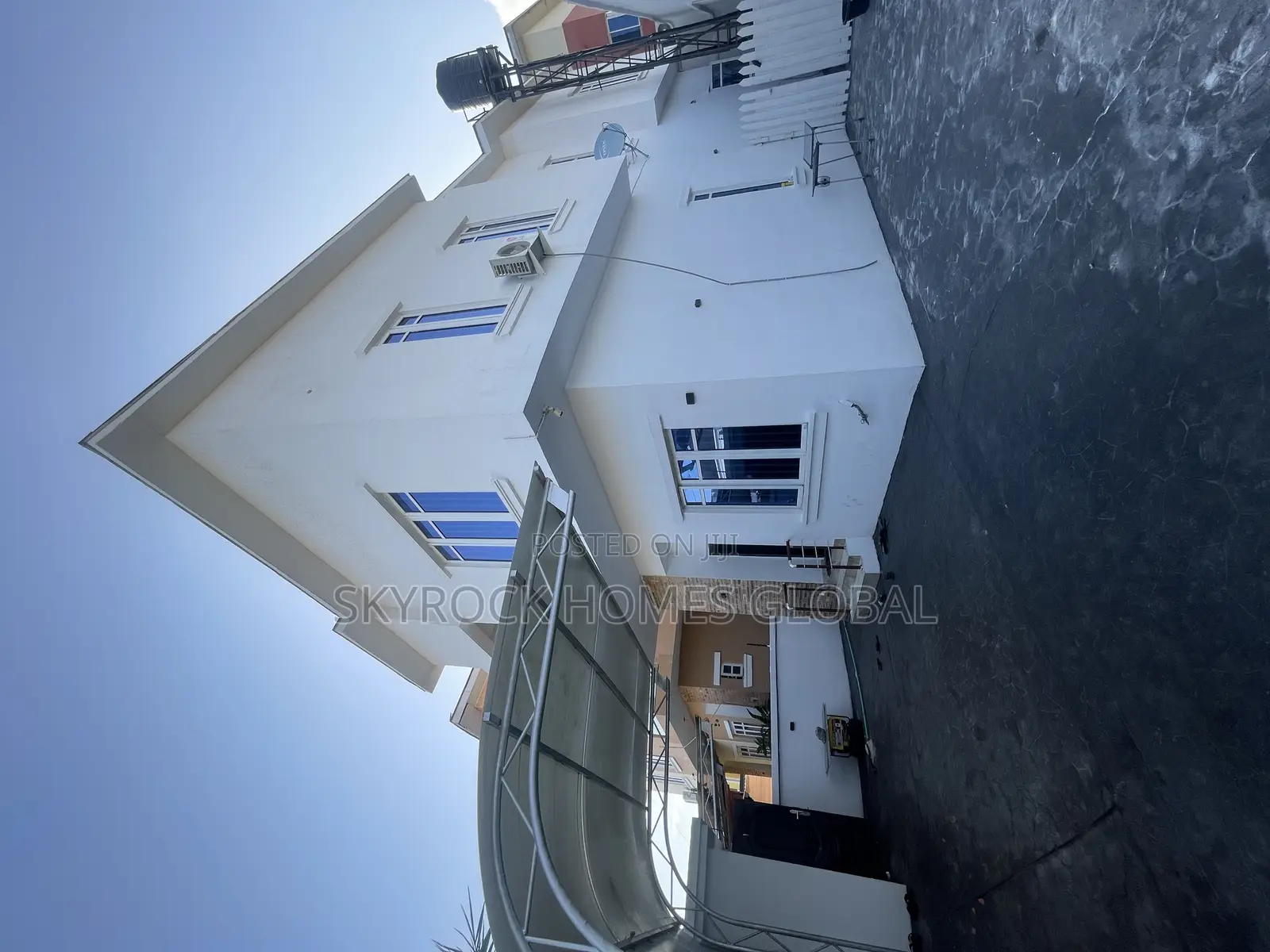 4bdrm Duplex in Ikota for rent