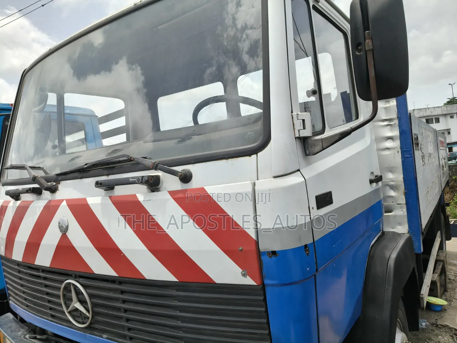Mercedes Benz Truck 1114