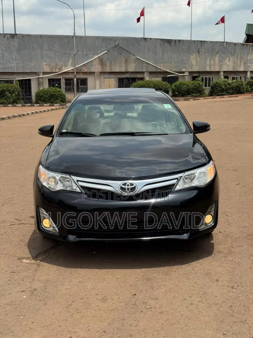 Toyota Camry 2013 Black