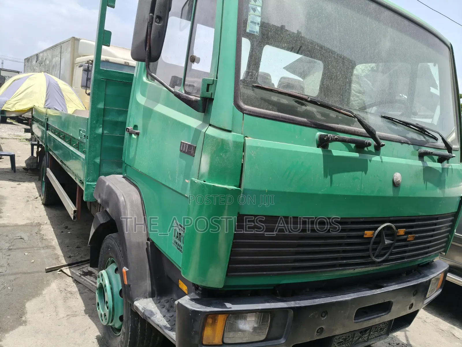 Green Colour Mercedes Benz Truck 1117