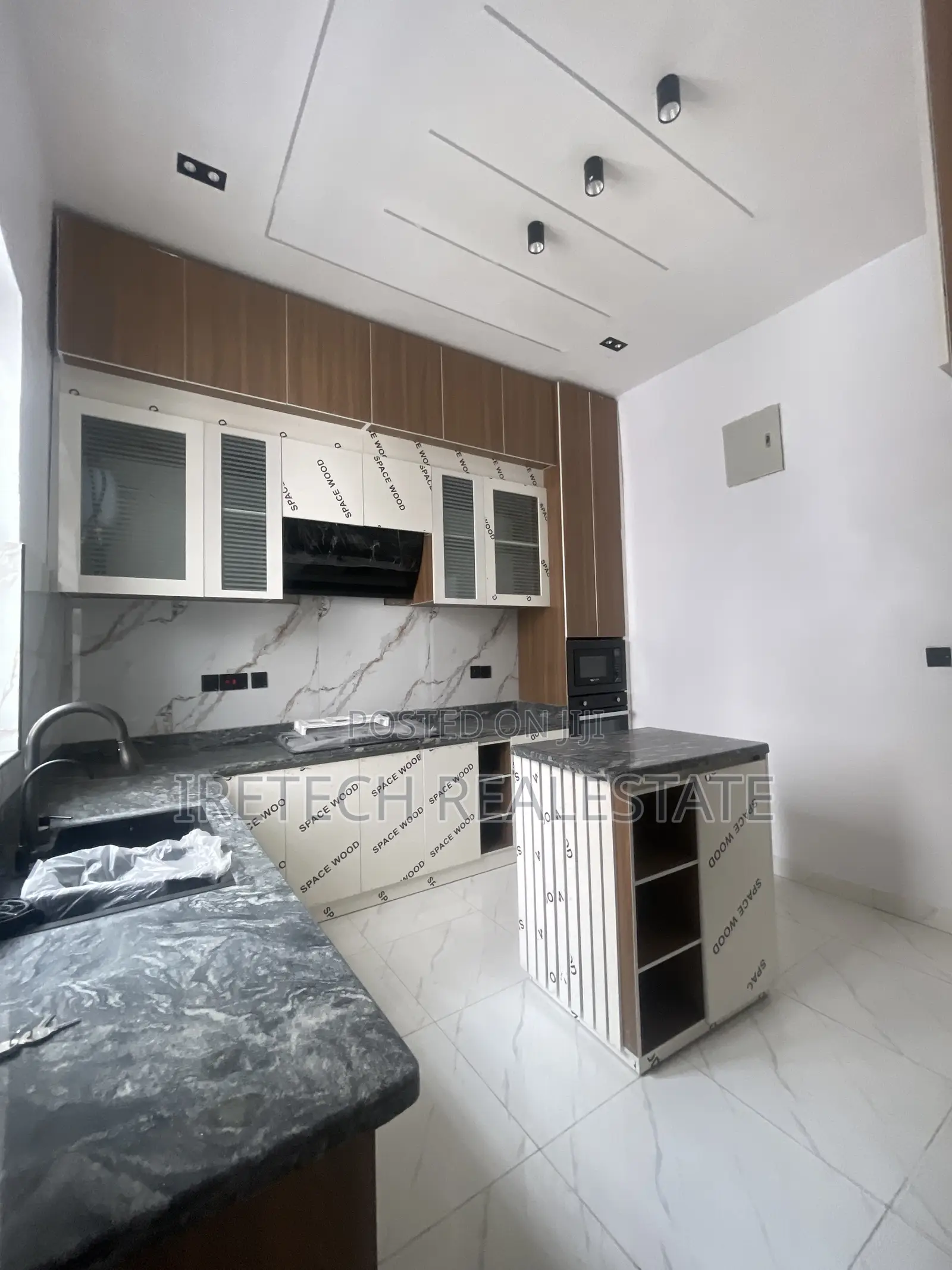 4bdrm Duplex in Ikota Gra By Mega for sale