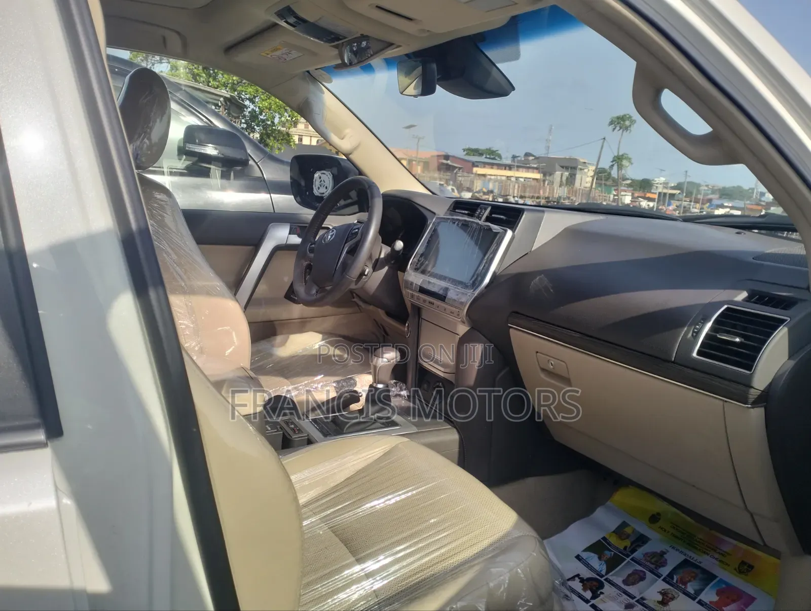 Toyota Land Cruiser Prado 2023 White