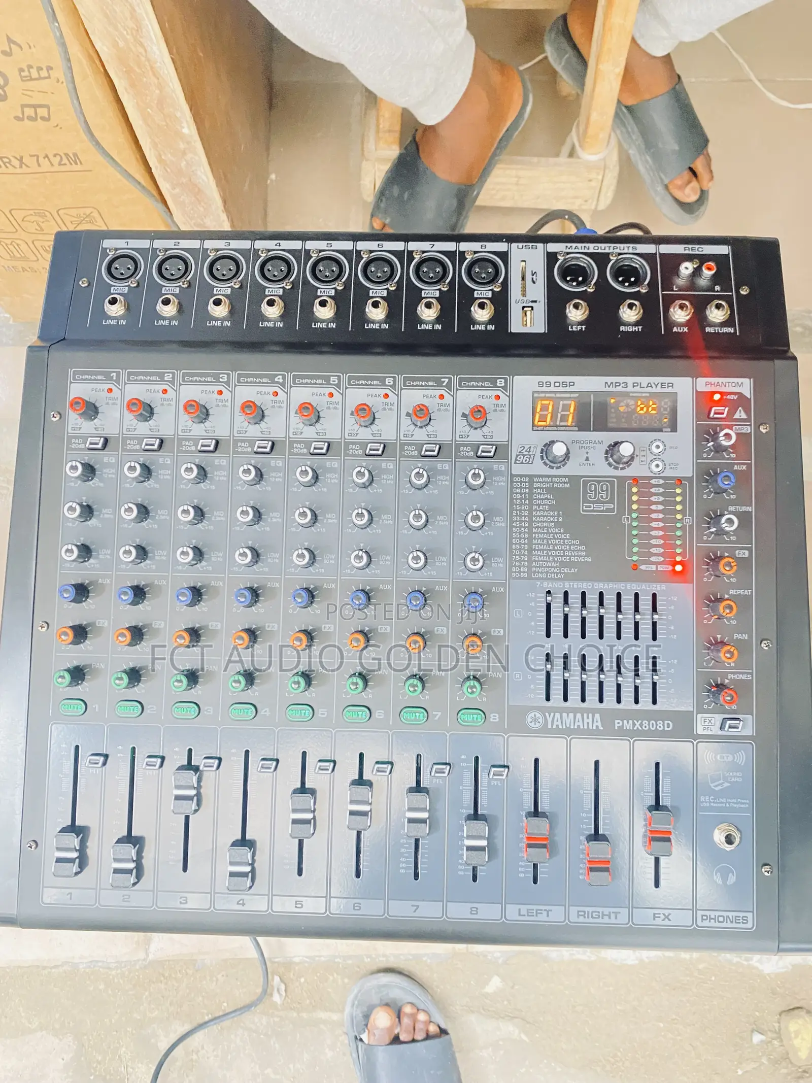 8 Channel Powered Mixer PMX 808d