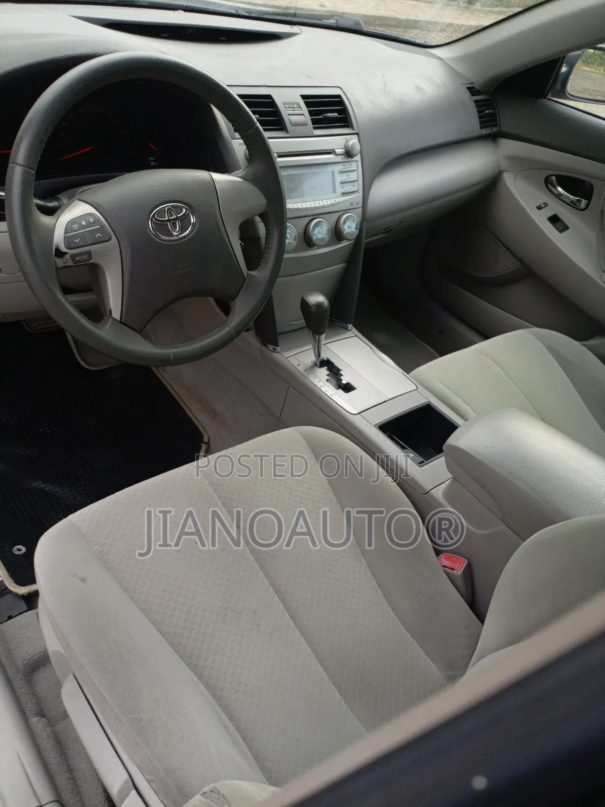 Toyota Camry LE 4dr Sedan (2.4L 4cyl 5A) 2007 Gray