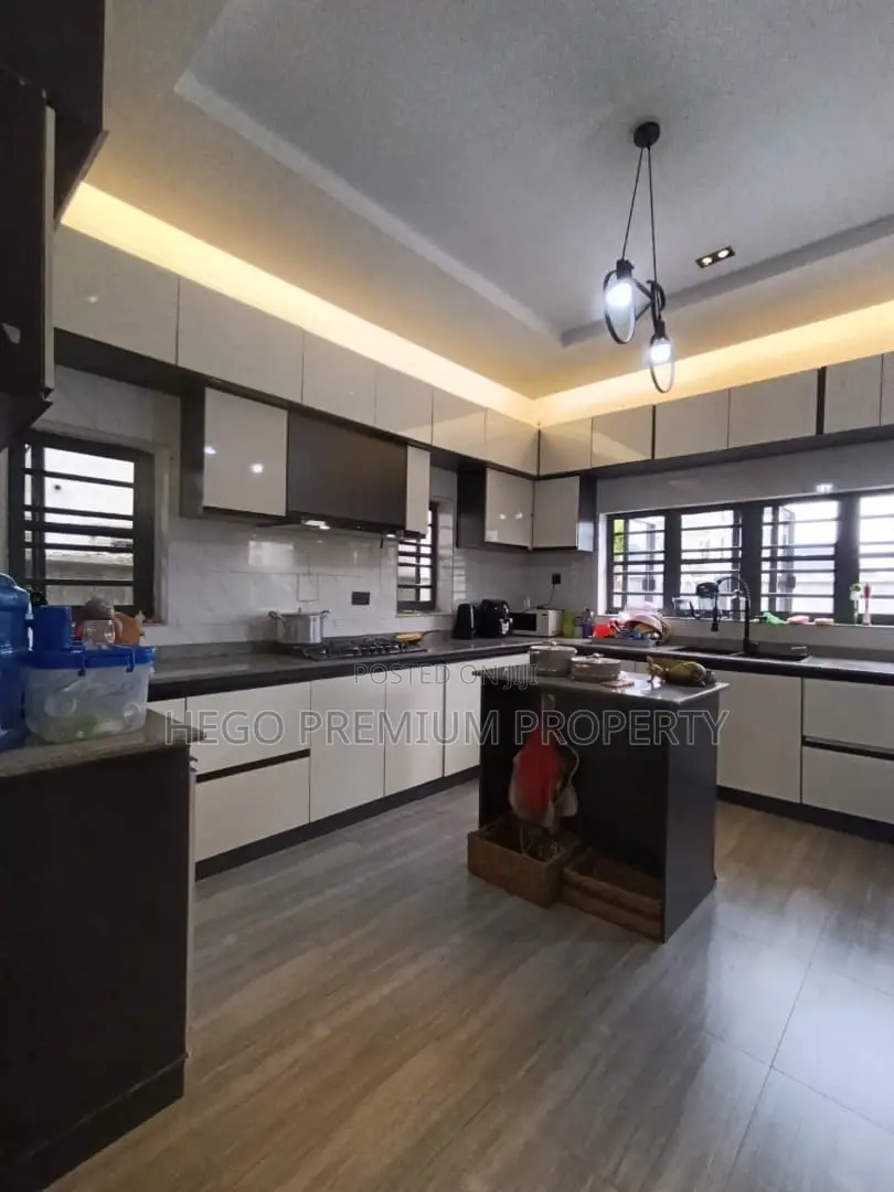 5bdrm Duplex in Sars Estate, Rukpokwu for sale