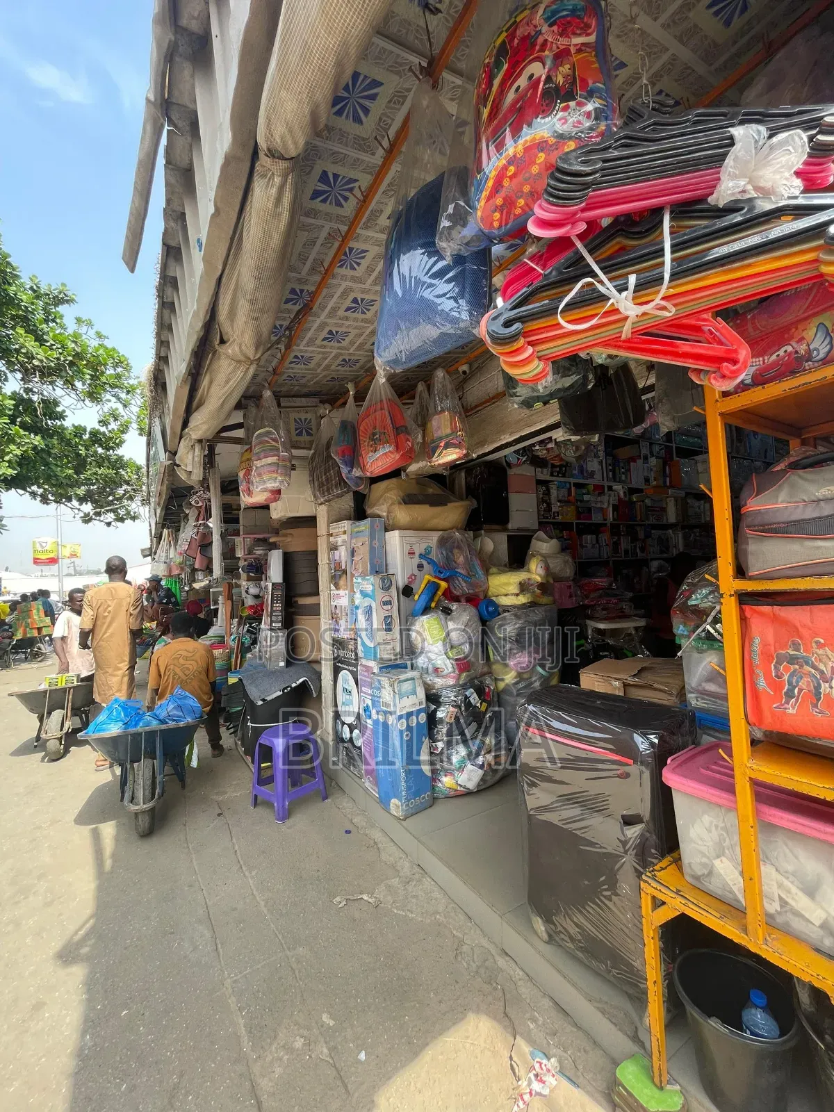 14 SQM Shop in Wuse Market for Sale