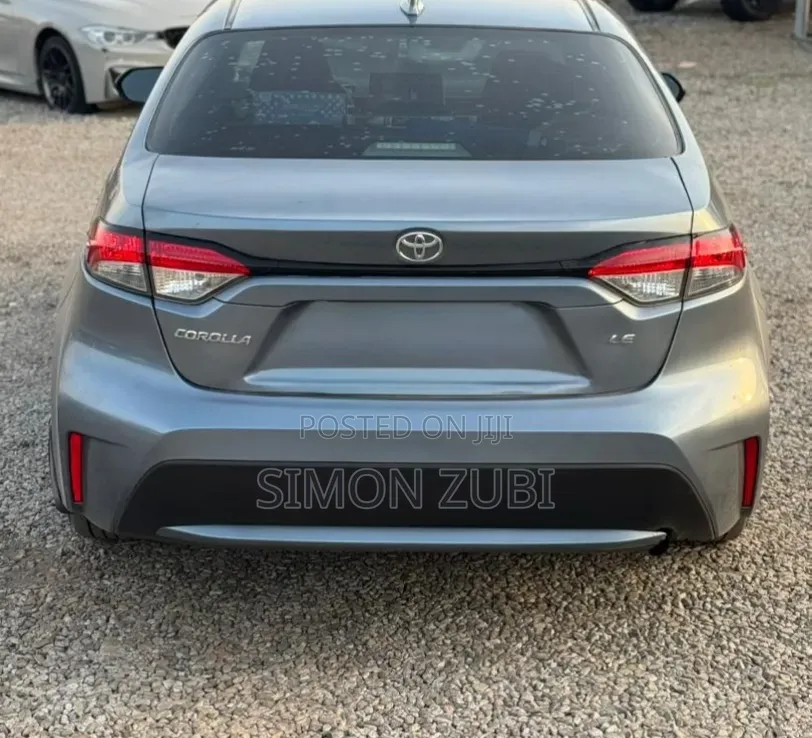 Toyota Corolla LE 2020 Blue