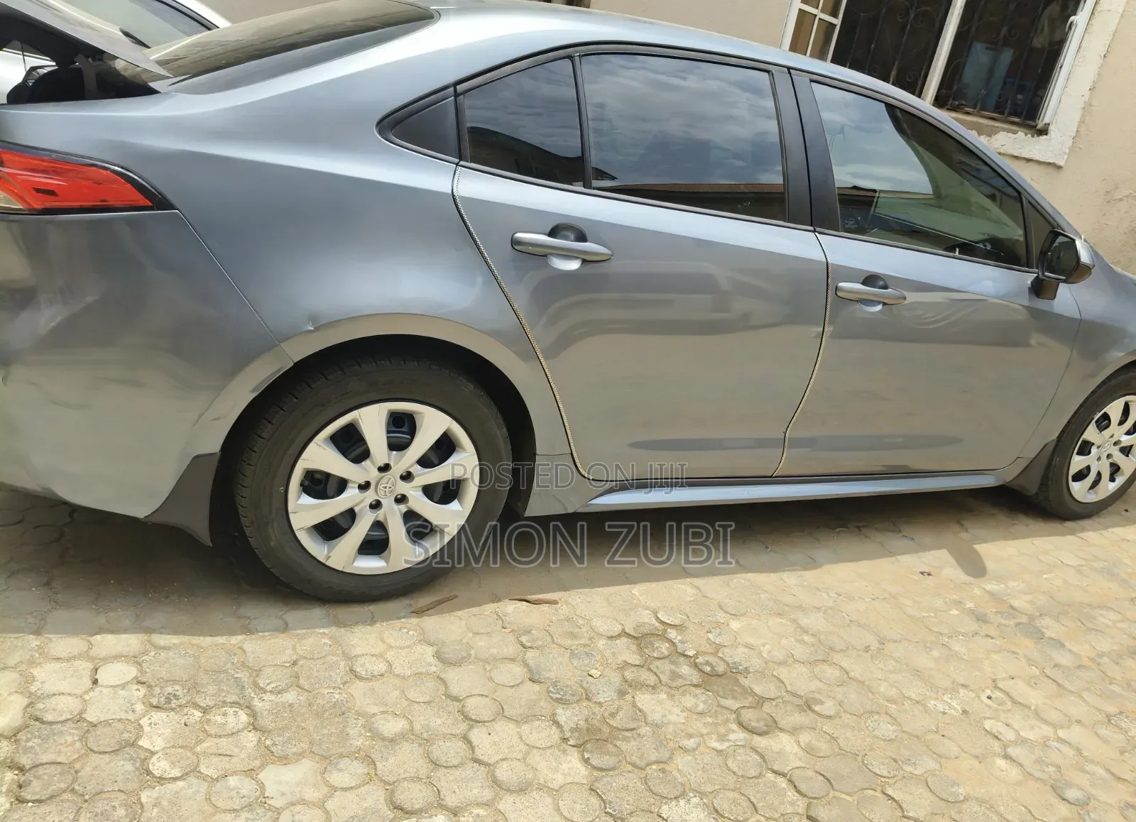Toyota Corolla LE 2020 Blue