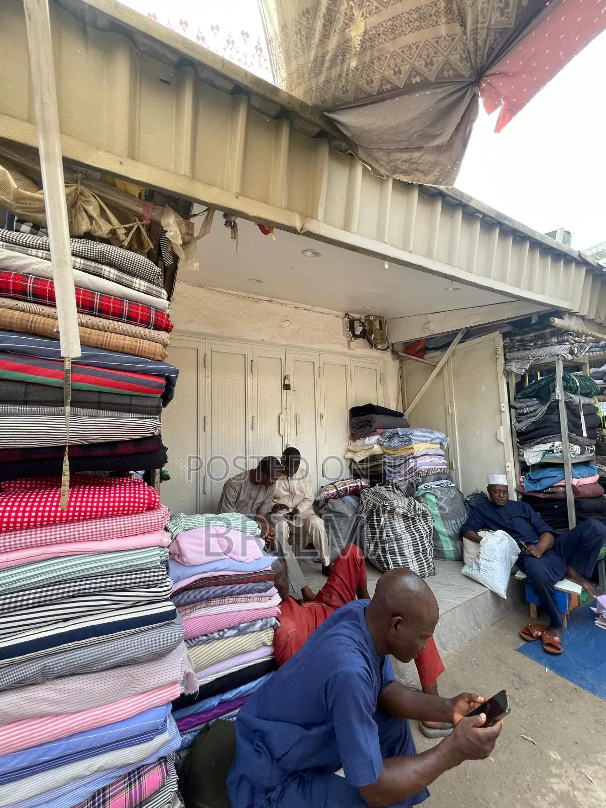 20 SQM Shop in Wuse Market for Sale