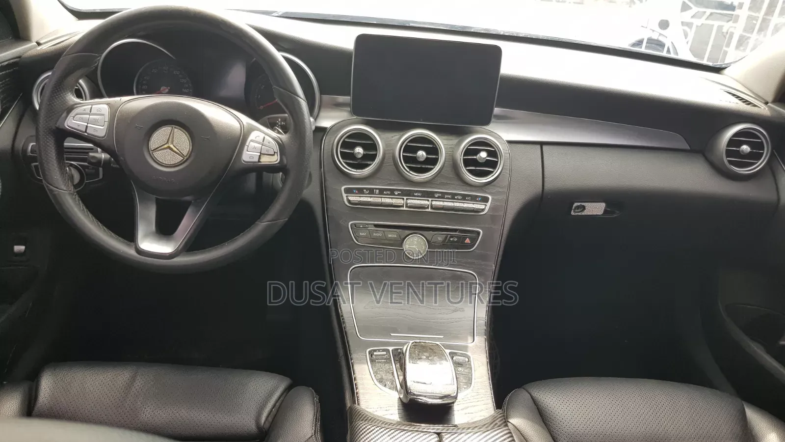 Mercedes-Benz C300 Base Sedan RWD (2.0L 4cyl 7A) 2016 White