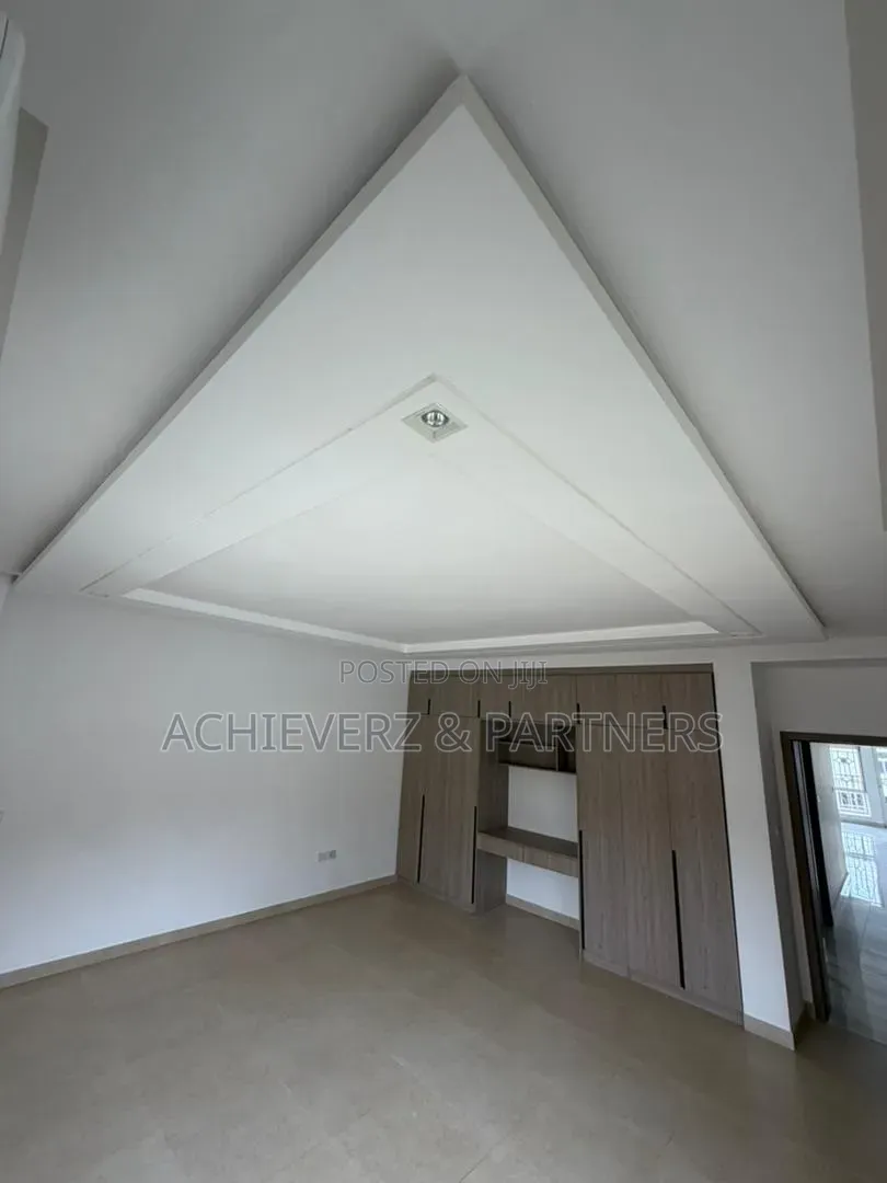 5bdrm Duplex in Maitama for rent