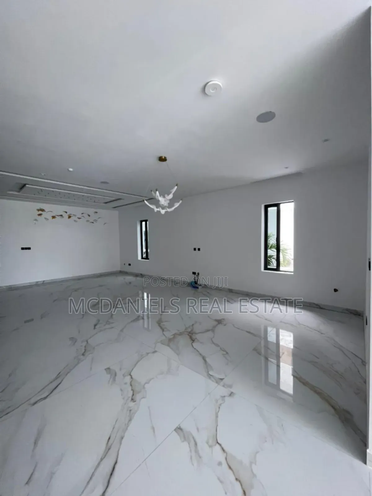 5bdrm Duplex in Ikate for sale