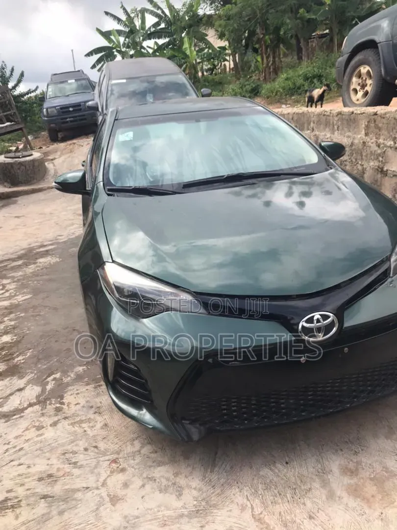 Toyota Corolla 2015 Green