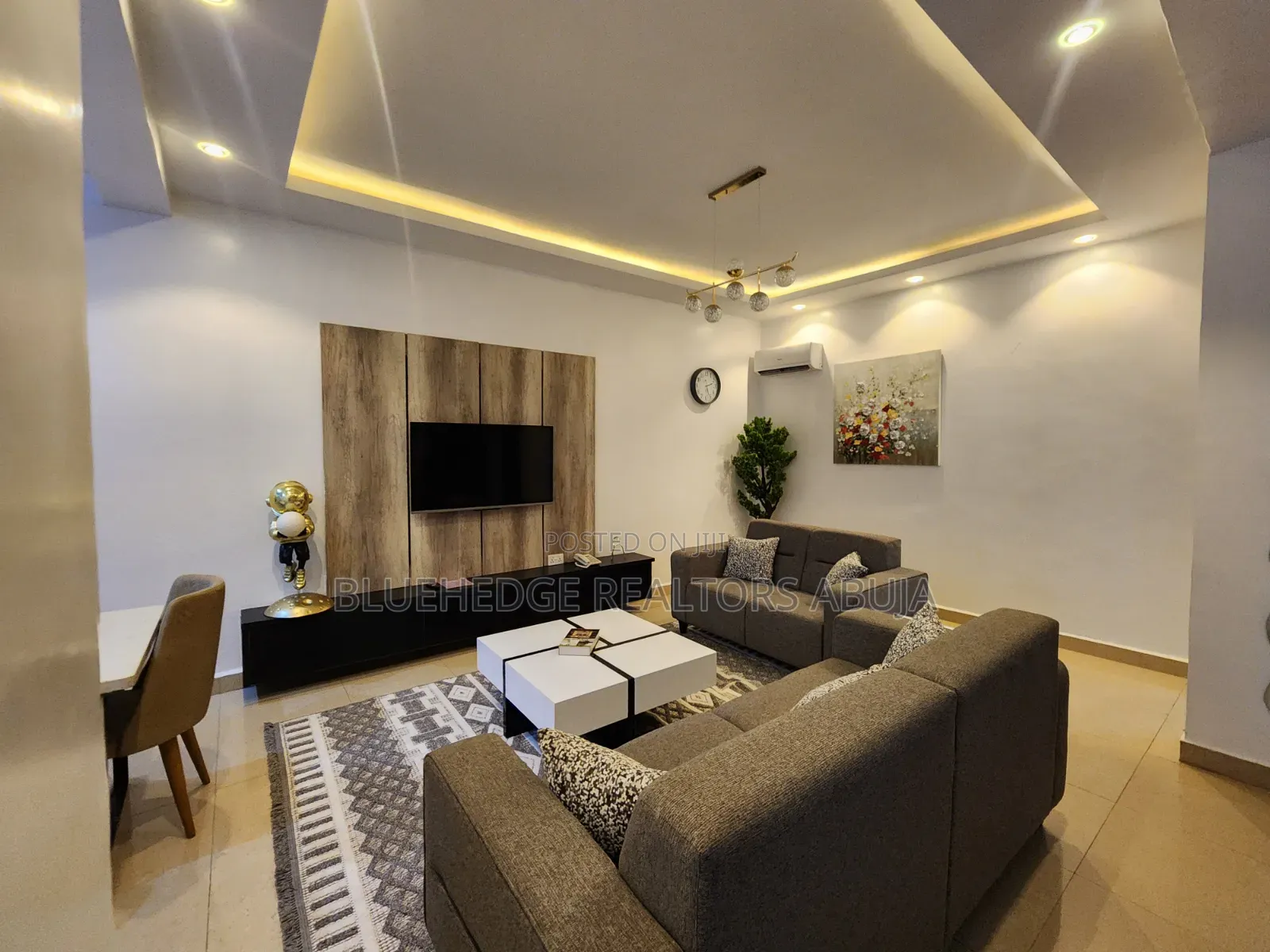 Brand New, Fully Furnished and Serviced Luxury One Bedroom Apartment