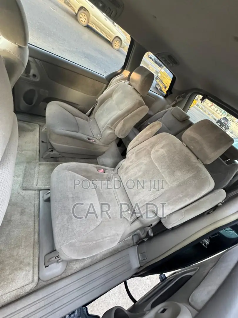 Toyota Sienna 2005 Green
