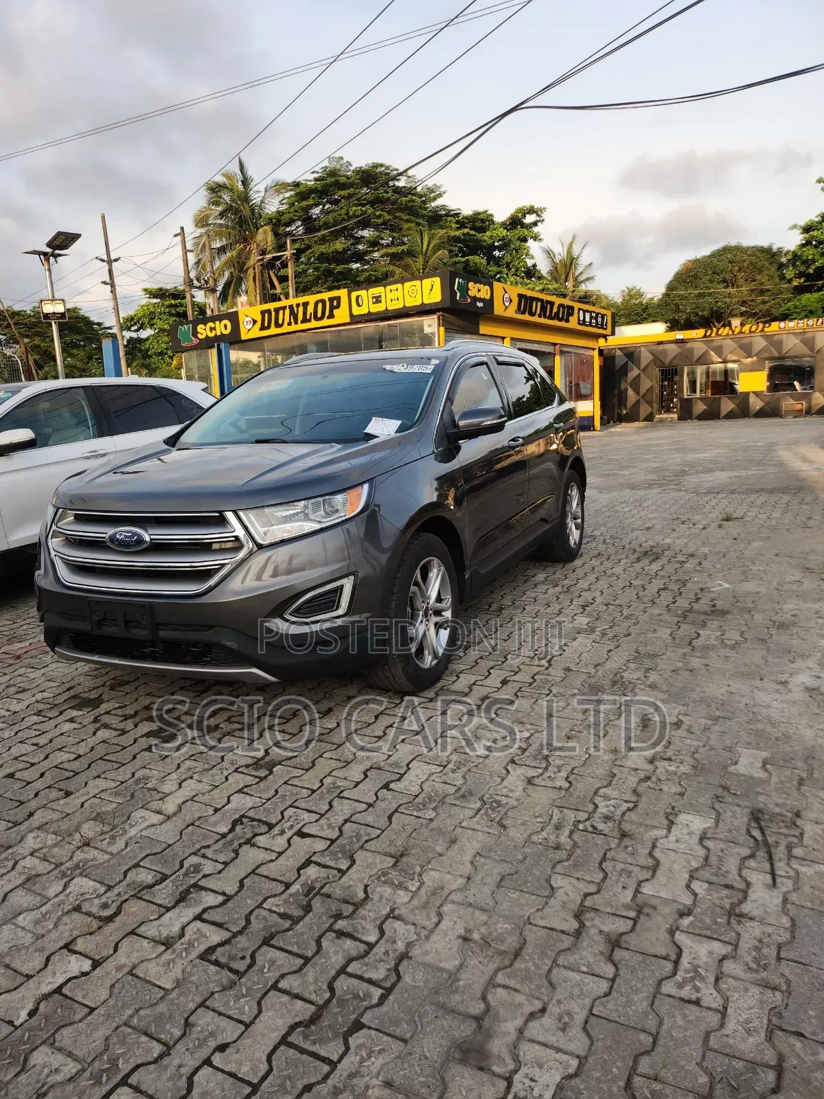 Ford Edge Titanium 4dr FWD (2.0L 4cyl 6A) 2016 Gray