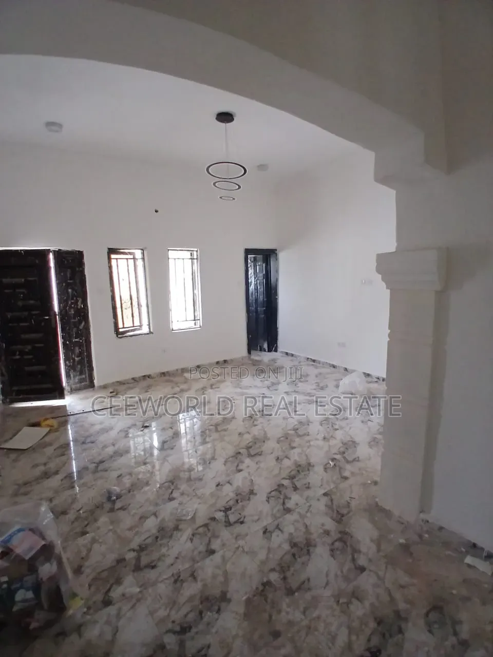 2bdrm Apartment in Ashipa, Akala Express for rent