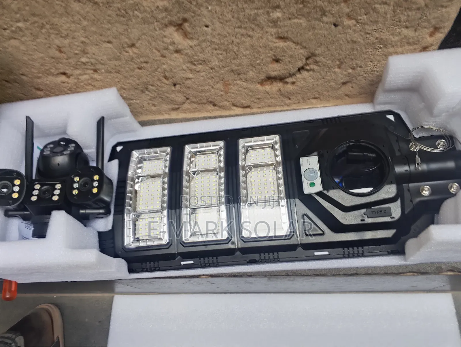 Ai All-in-One Solar Street Light With Camera