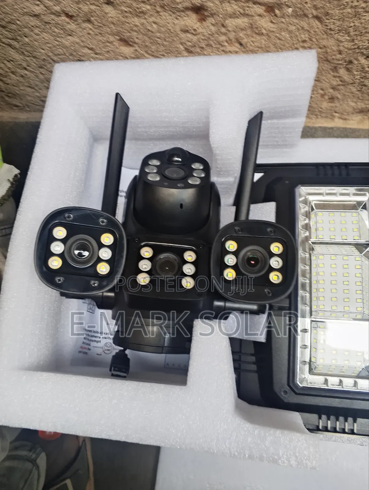 Ai All-in-One Solar Street Light With Camera