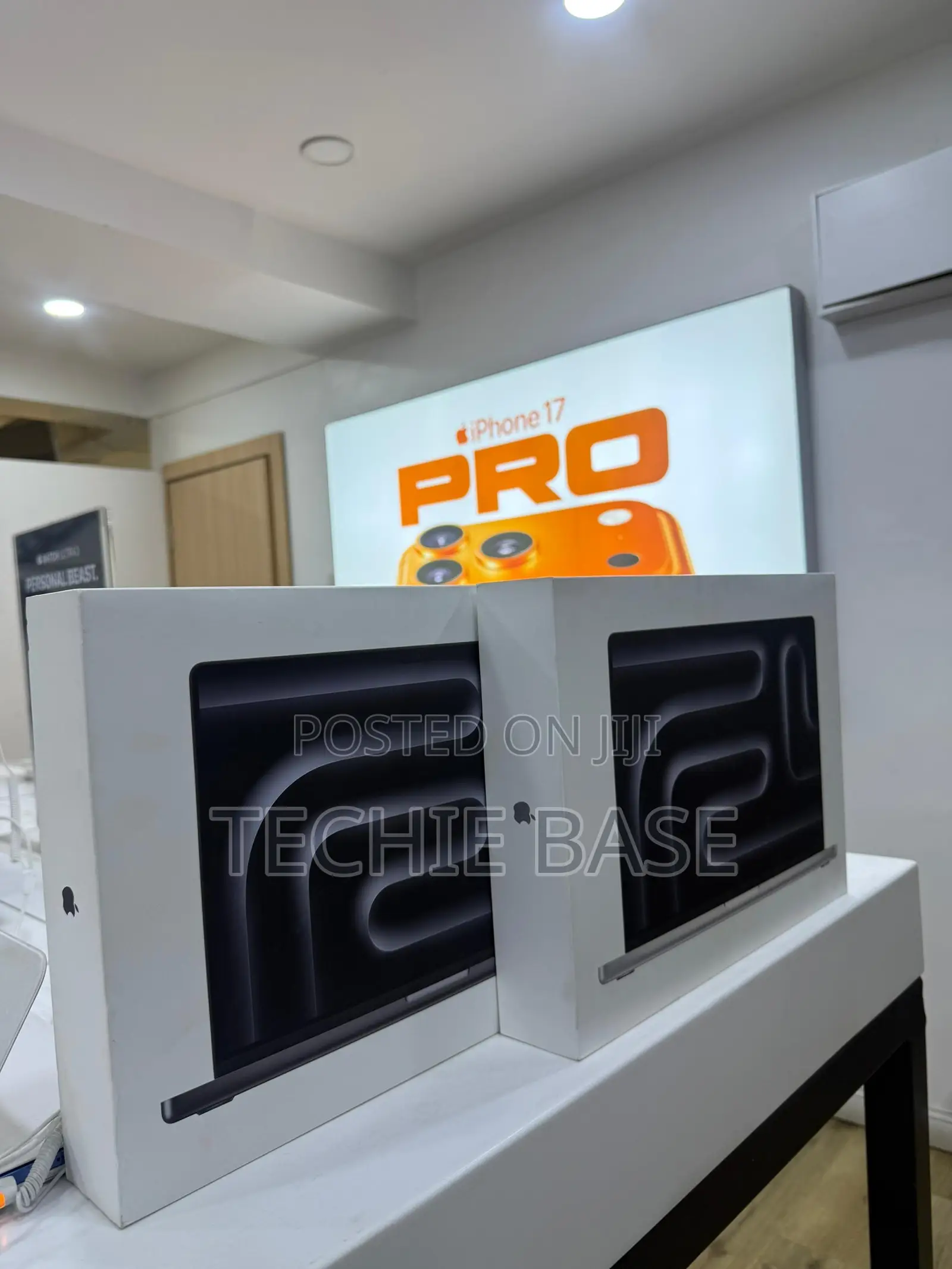 New Laptop Apple MacBook Pro 2026 M5 Pro 24GB Apple M5 Pro SSD 1T