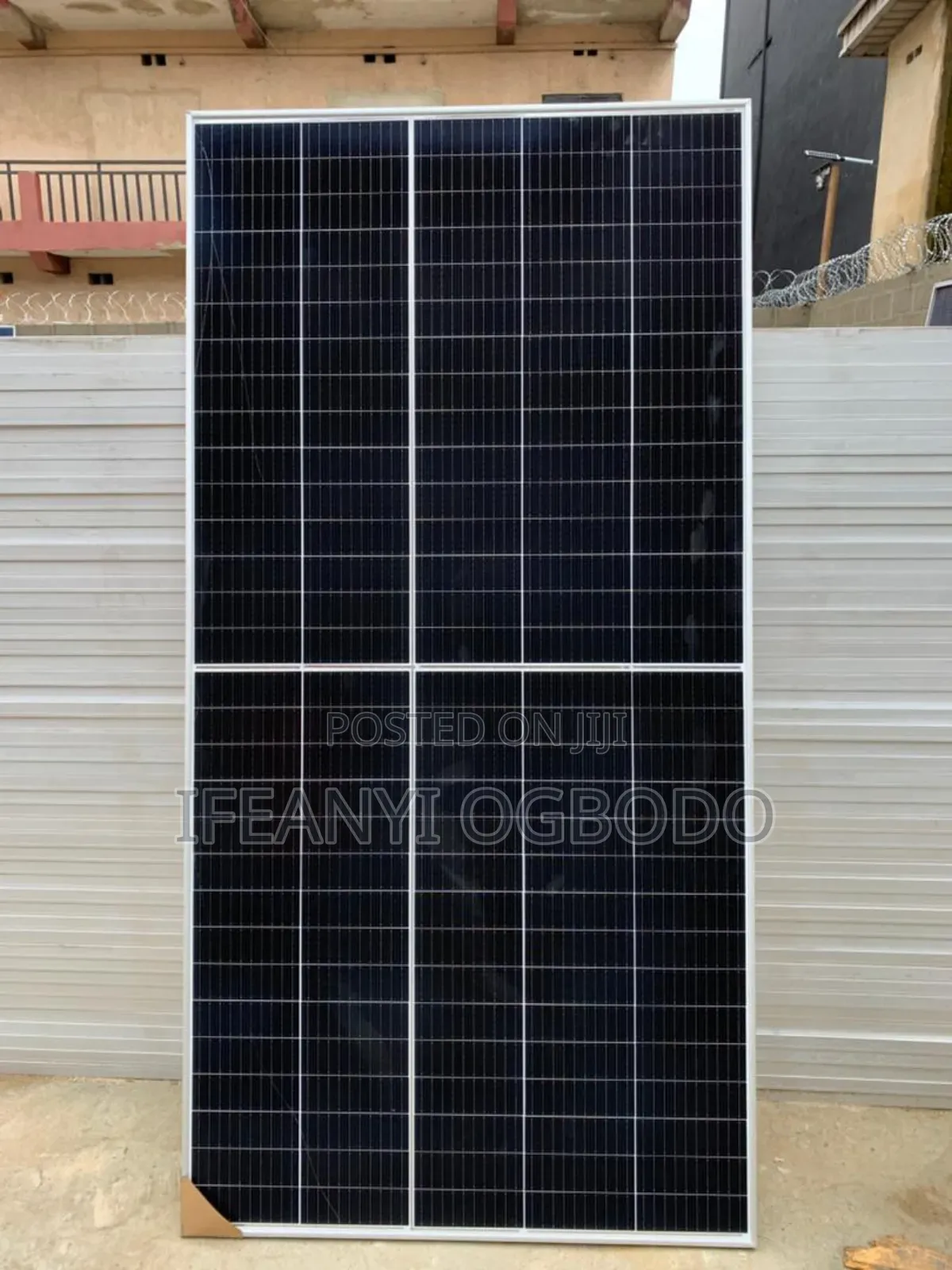 550w 144cell Canadian Solar Panel